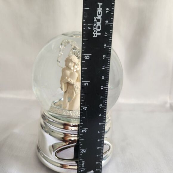 Danbury Falls Angel Water Globe With Music Box Plays Amazing Grace 6.5" Tall - Picture 5 of 8